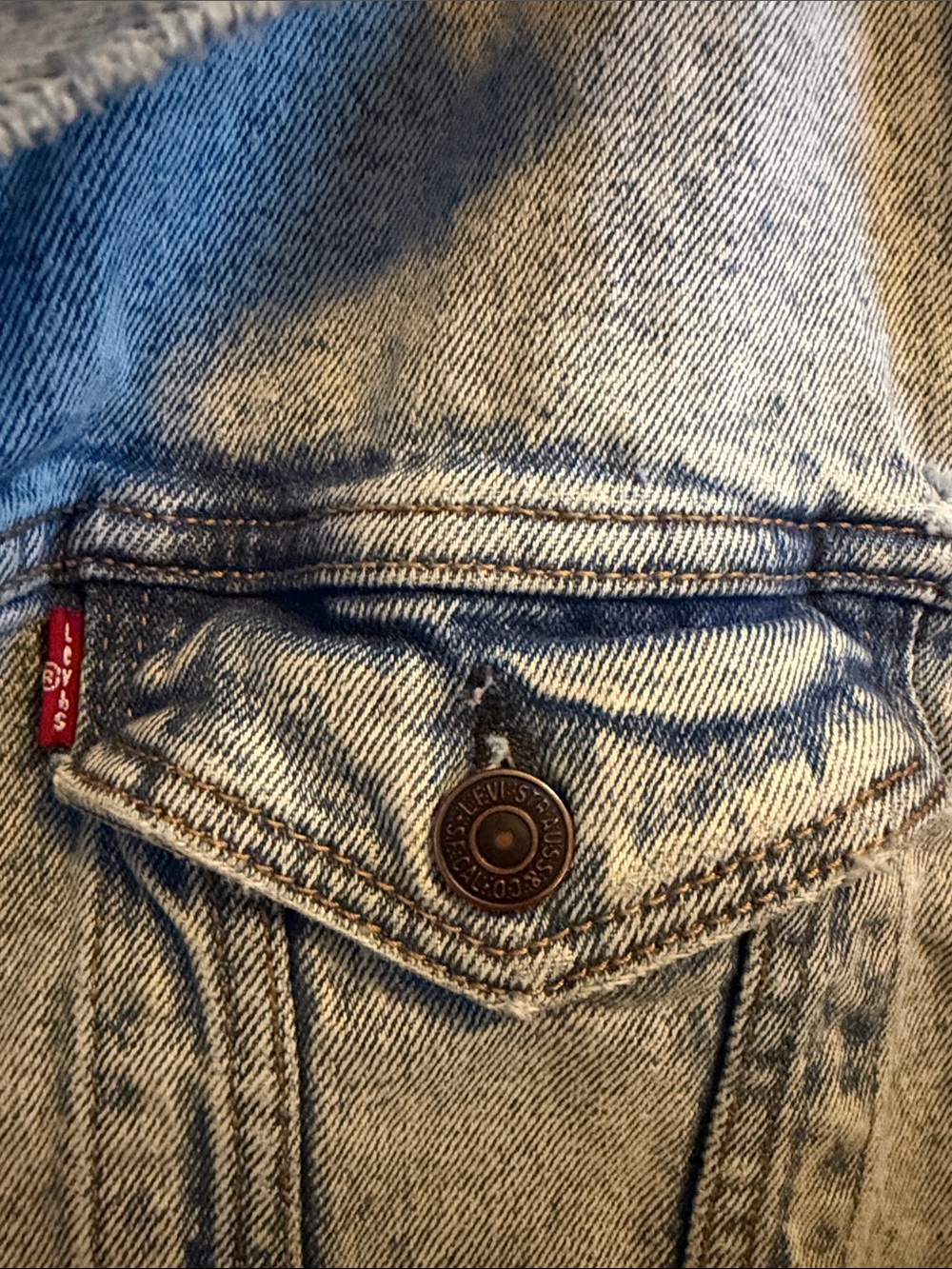 Levi's Light Wash Blue  Distressed Denim Jacket - Picture 7 of 13